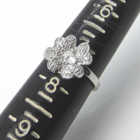 NEW Sterling SILVER Flower Ring - Picture 8 of 11